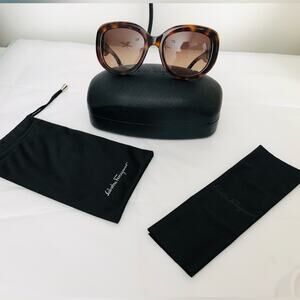 Salvatore Ferragamo Tortoise & Gold Sunglasses Case Dust Bag & Cloth Retail $475